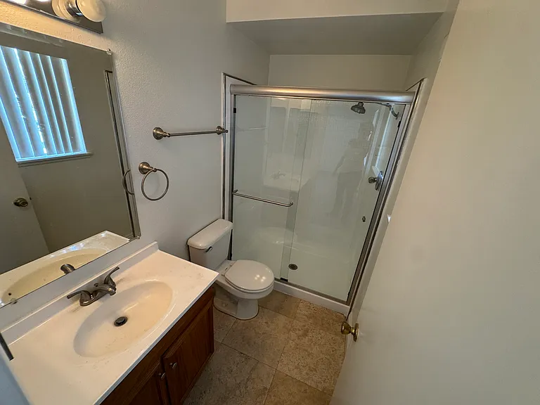 1532 E Downing St — Photo 13