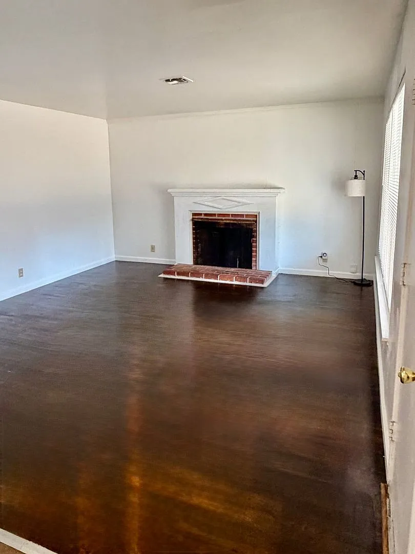 3 Bedroom, 2 Bath Home In Sacramento!! — Photo 3