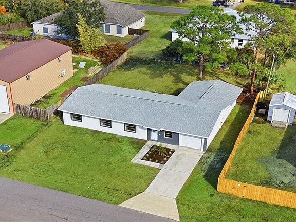 3rd image of 211 Benchor Rd NW