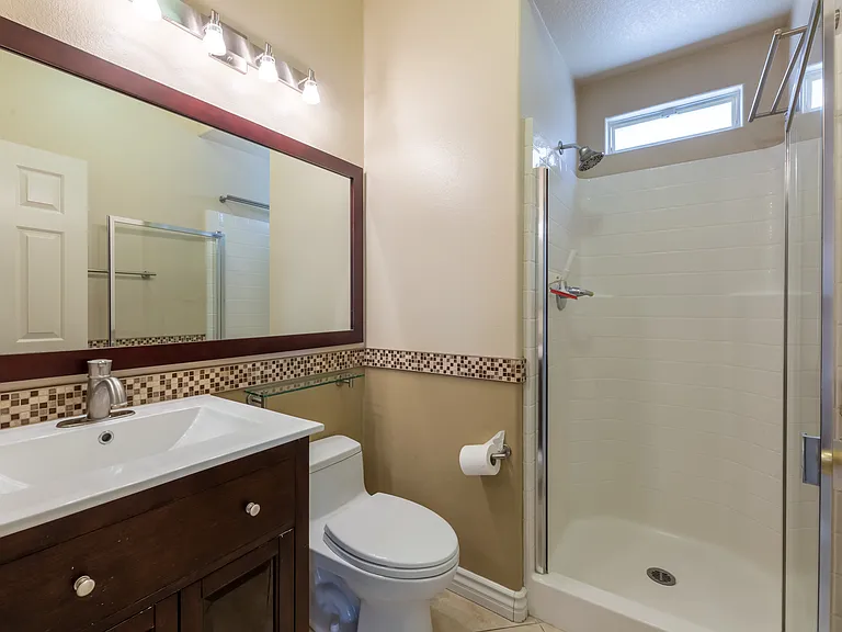 14 Monument Pl — Photo 66