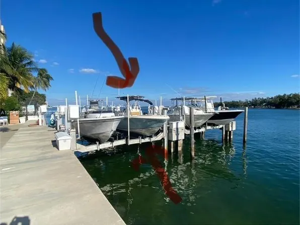 150 SE 25th Rd APT 7, Miami, FL 33129