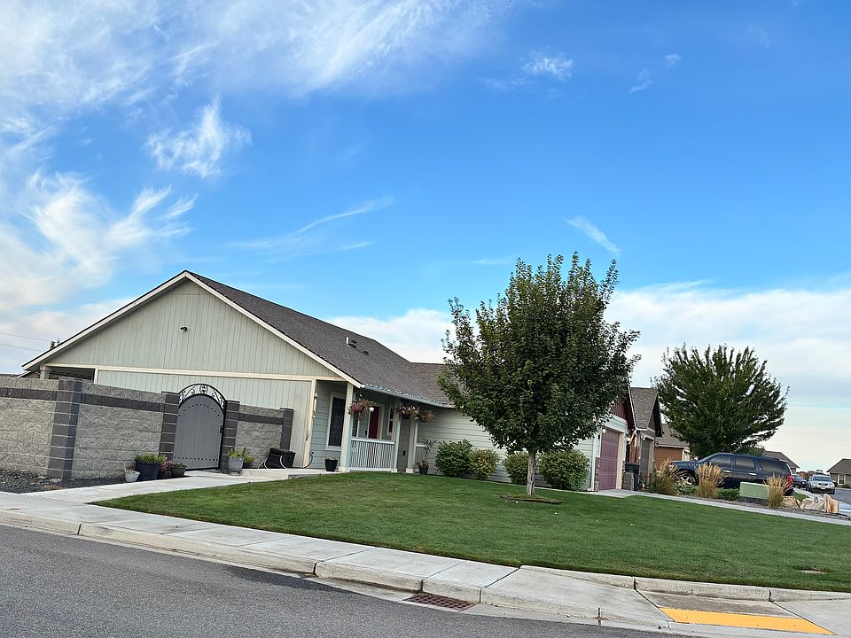 1st image of 3310 Luna Dr