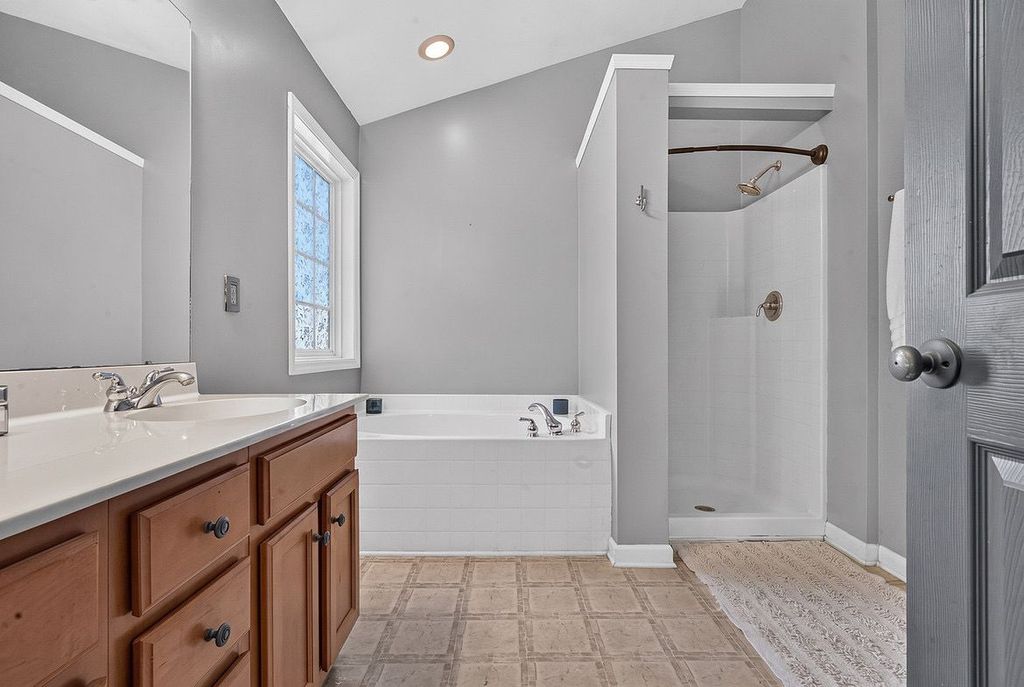 9128 Wildflower Way - Property Image