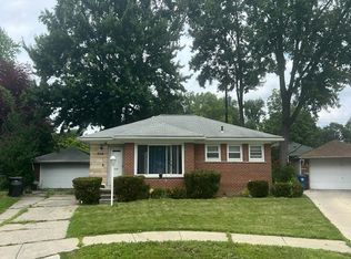 9189 Garfield Ct, Redford, MI 48239