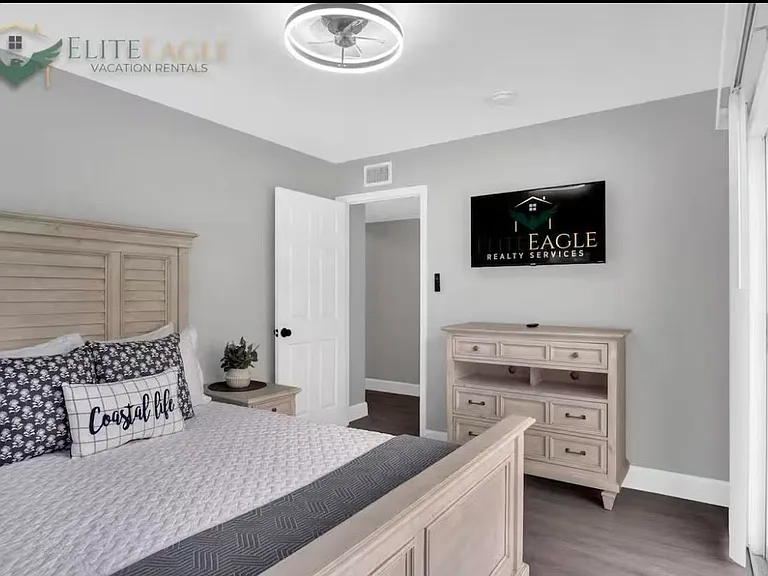 15501 Gulf Blvd — Photo 21