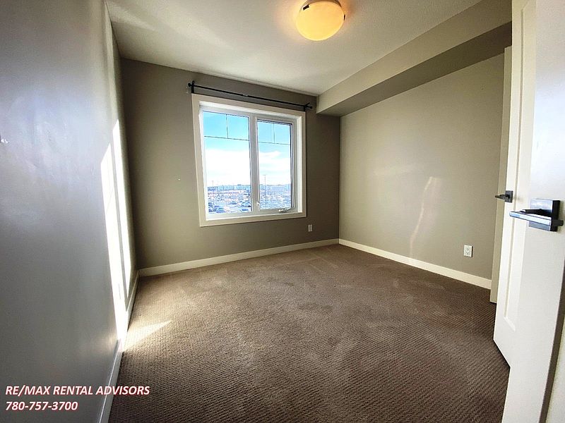 Edmonton Apartment for rent - 2 Bedrooms — photo 11