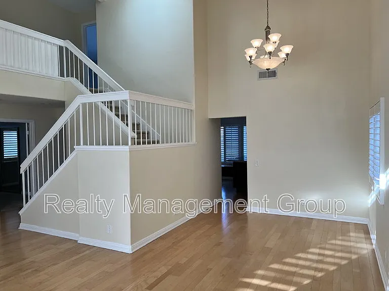 1161 Paseo Primavera — Photo 2
