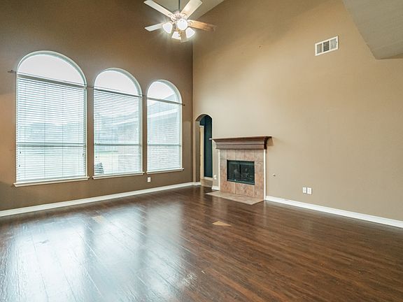 4th image of 4 Whispering Bend Ct