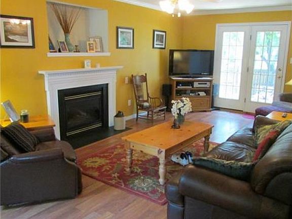 3rd image of 8095 Kiwi Ln