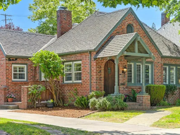 2425 42nd St, Sacramento, CA 95817