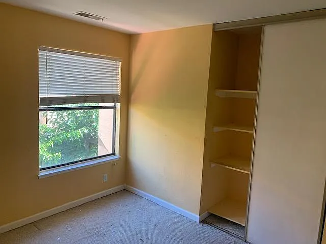 126 Lurene Dr — Photo 12