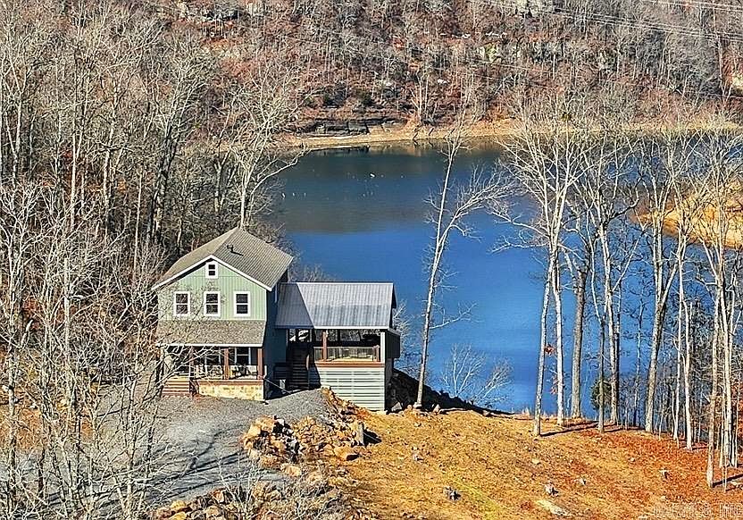 1st image of 650 Lower Ridge Cir