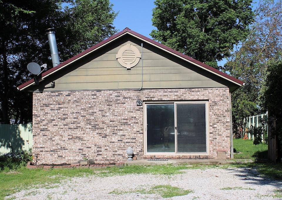 1st image of 42 Driftwood Ln
