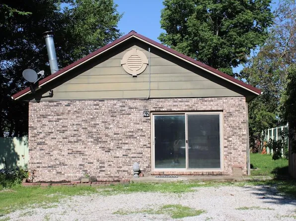 42 Driftwood Ln, Linn Valley, KS 66040