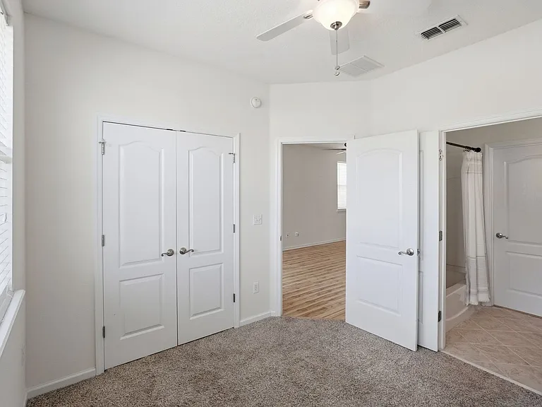 6119 Bartram Village Dr — Photo 29