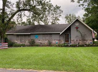 22 Duke Ave, Purvis, MS 39475