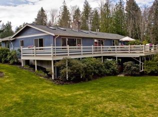 6070 E Hemmi Ln, Bellingham, WA 98226