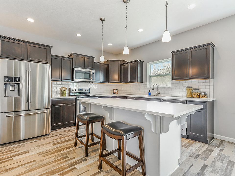 14610 White Pine Ridge Ct, Cedar Springs, MI 49319 Zillow