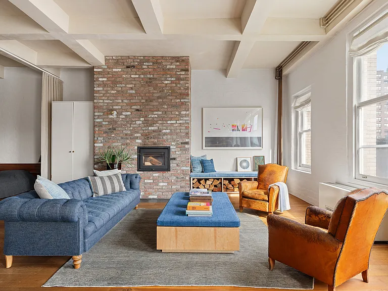321 W 13th St #4C — Photo 3