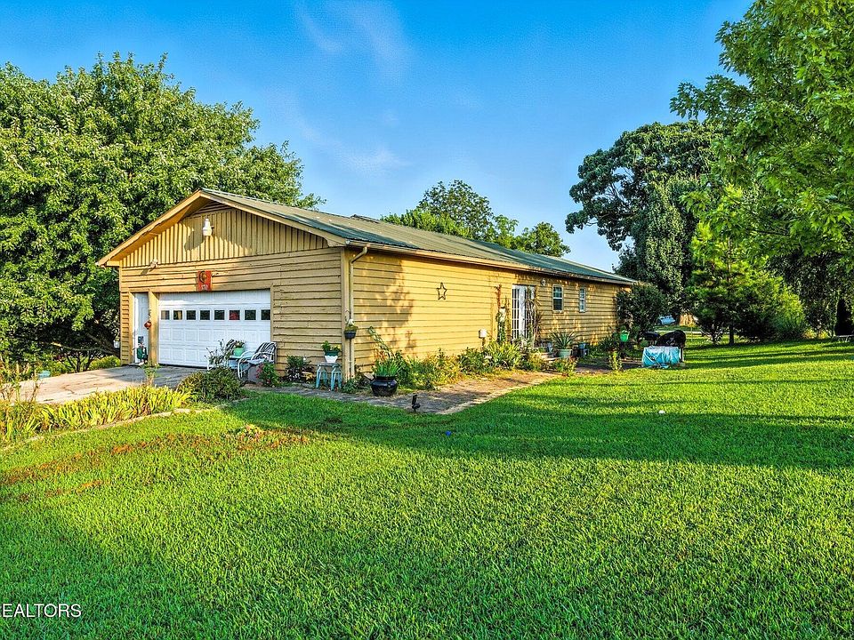 1st image of 180 Webb Rd