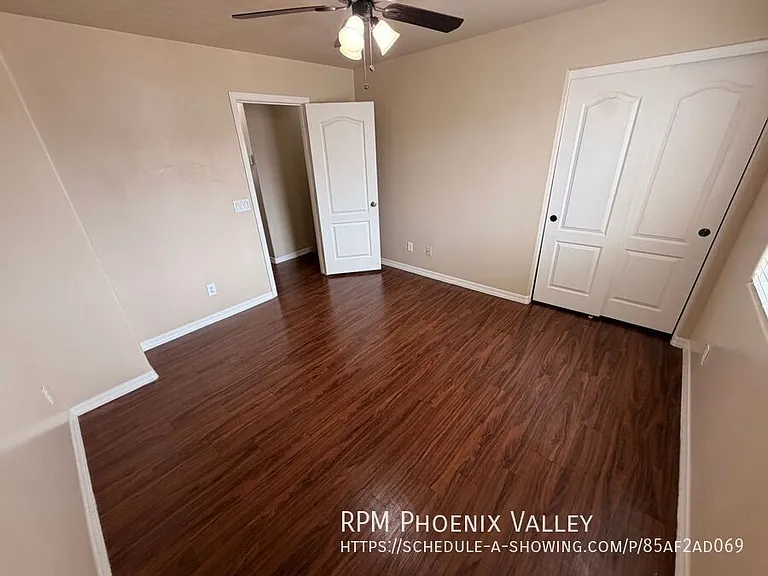 Bell Villas Apartments — Photo 30