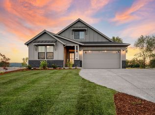 2072 S River Rd, Kelso, WA 98626