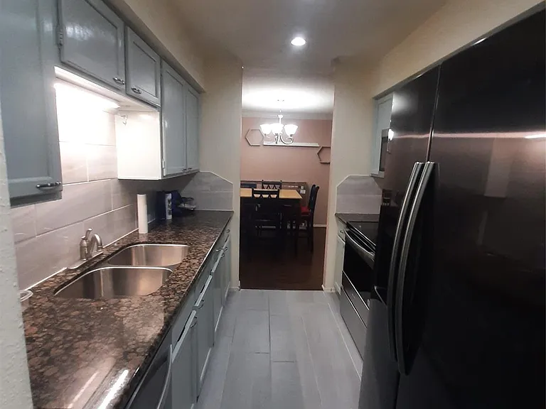 9700 Leawood Blvd #1410 — Photo 11