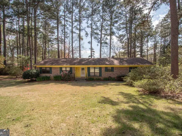 60 Connie Cir, Pine Mountain, GA 31822