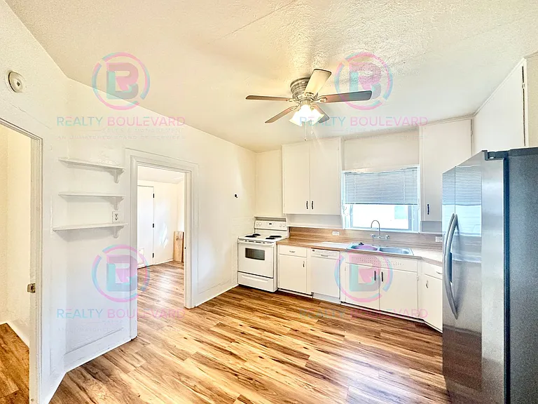 815 Jones St — Photo 21