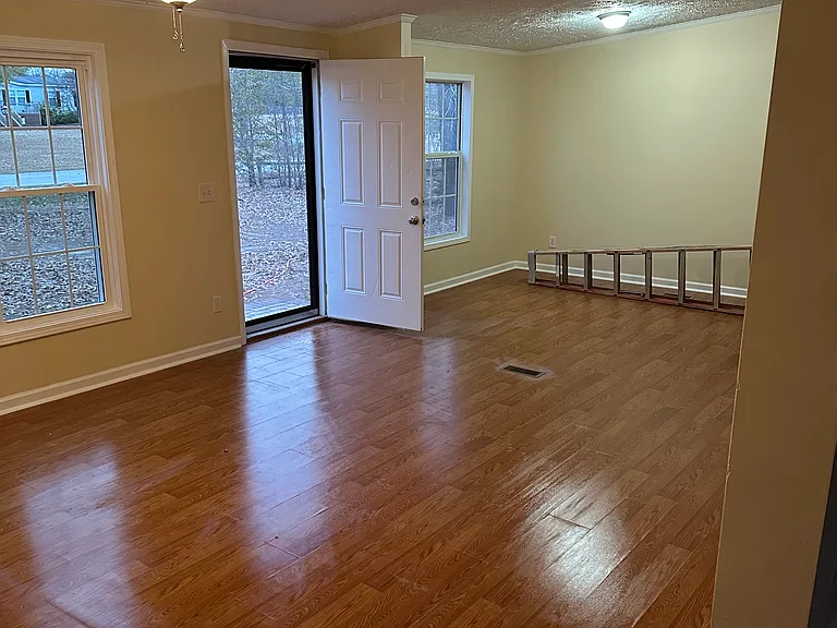 304 Carla Ann Dr — Photo 7