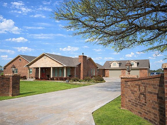 2nd image of 1325 Little Flock Dr