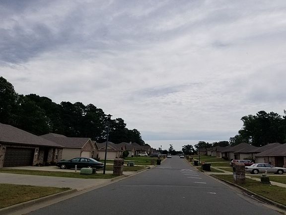 5th image of 7512 Royal Oaks Dr