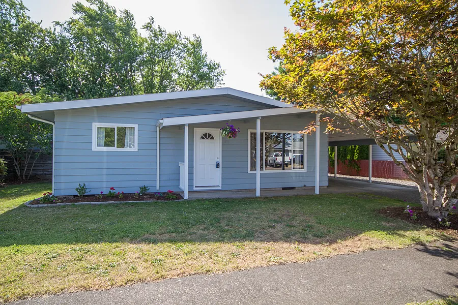 633 SW Laurel St photo 1