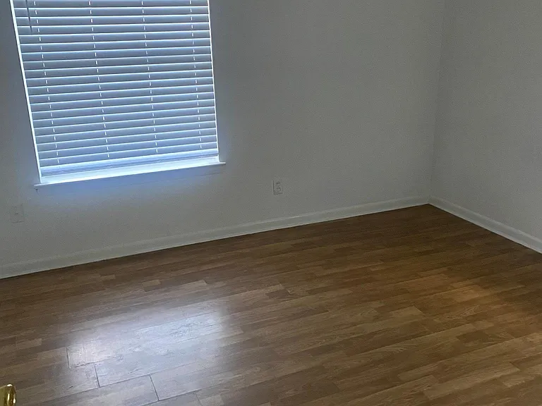 Master bedroom, has 2 windows