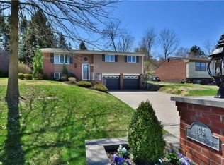 135 N Vireo Dr, Mc Kees Rocks, PA 15136