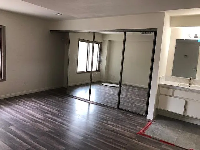 4062 Valeta St — Photo 3