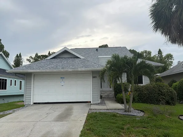 1003 Lake Avoca Dr, Tarpon Springs, FL 34689