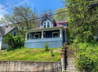 69 Grosvenor St, Athens, OH 45701