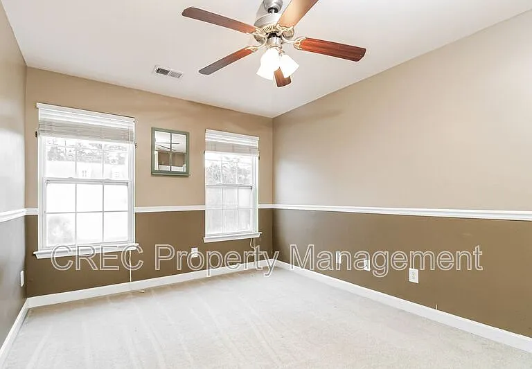 3533 Claremont St — Photo 18