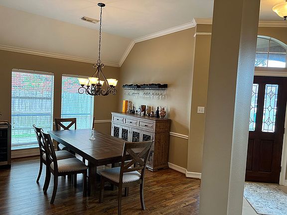 3rd image of 3511 Creekstone Dr