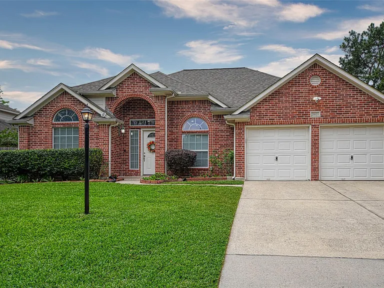25923 Marshbrook Ln — Photo 22