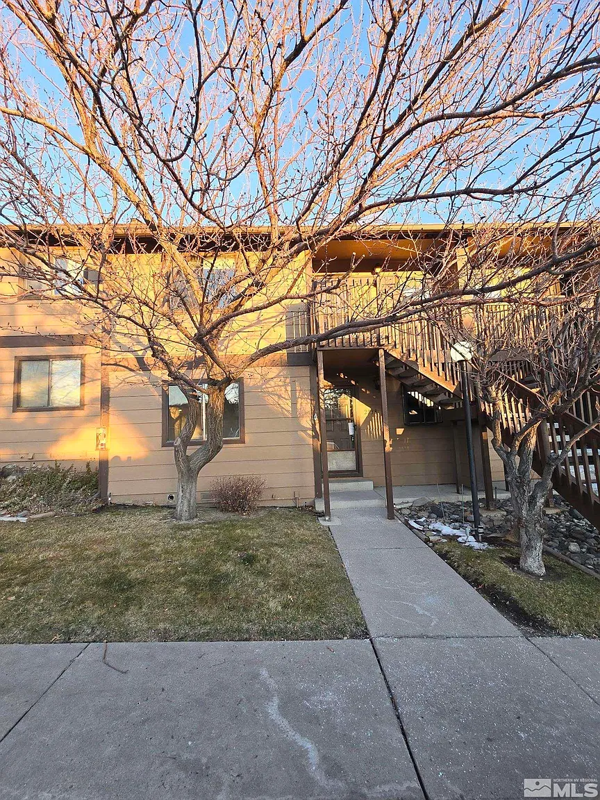 2938 Tierra Verde W photo 1