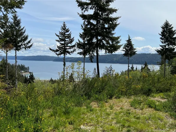 418 Sunrise Ridge Drive, Hoodsport, WA 98548