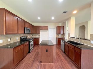 102 Fred Couples Dr, Round Rock, TX 78664