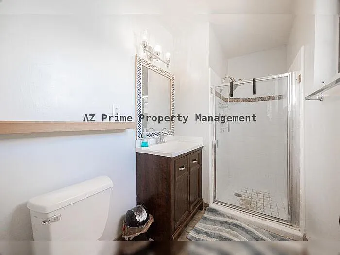 1838 E Hazelwood St — Photo 16