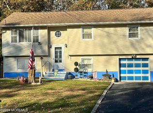 16 Afton Rd, Jackson, NJ 08527