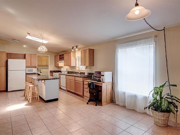 3rd image of 4055 Pine Meadows Dr