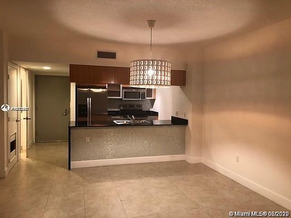 2nd image of 1750 N Bayshore Dr APT 5204