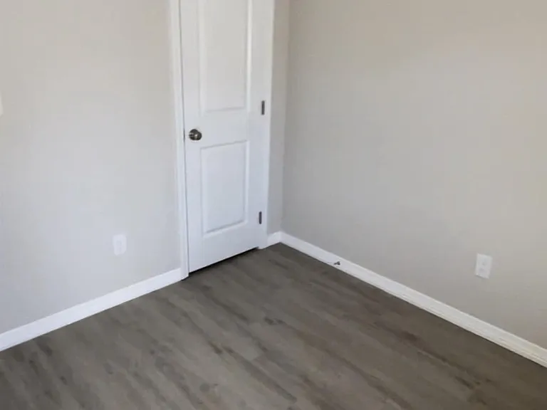 411 Bear Rd #B — Photo 6