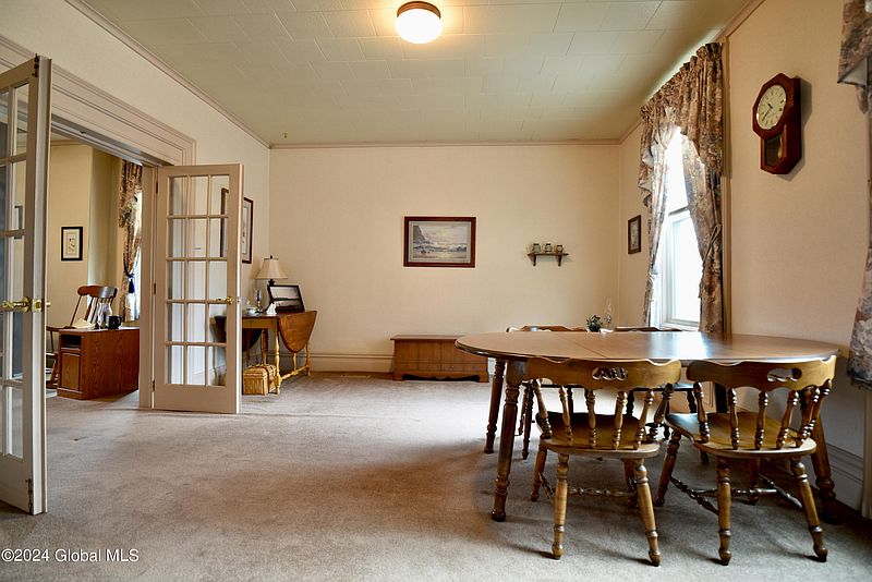 4th image of 122 George Street
